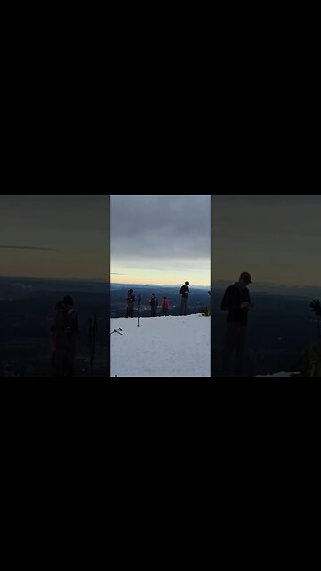 Poo Poo Point cold and great views. #hiking #pnwlife #cascades #pnw