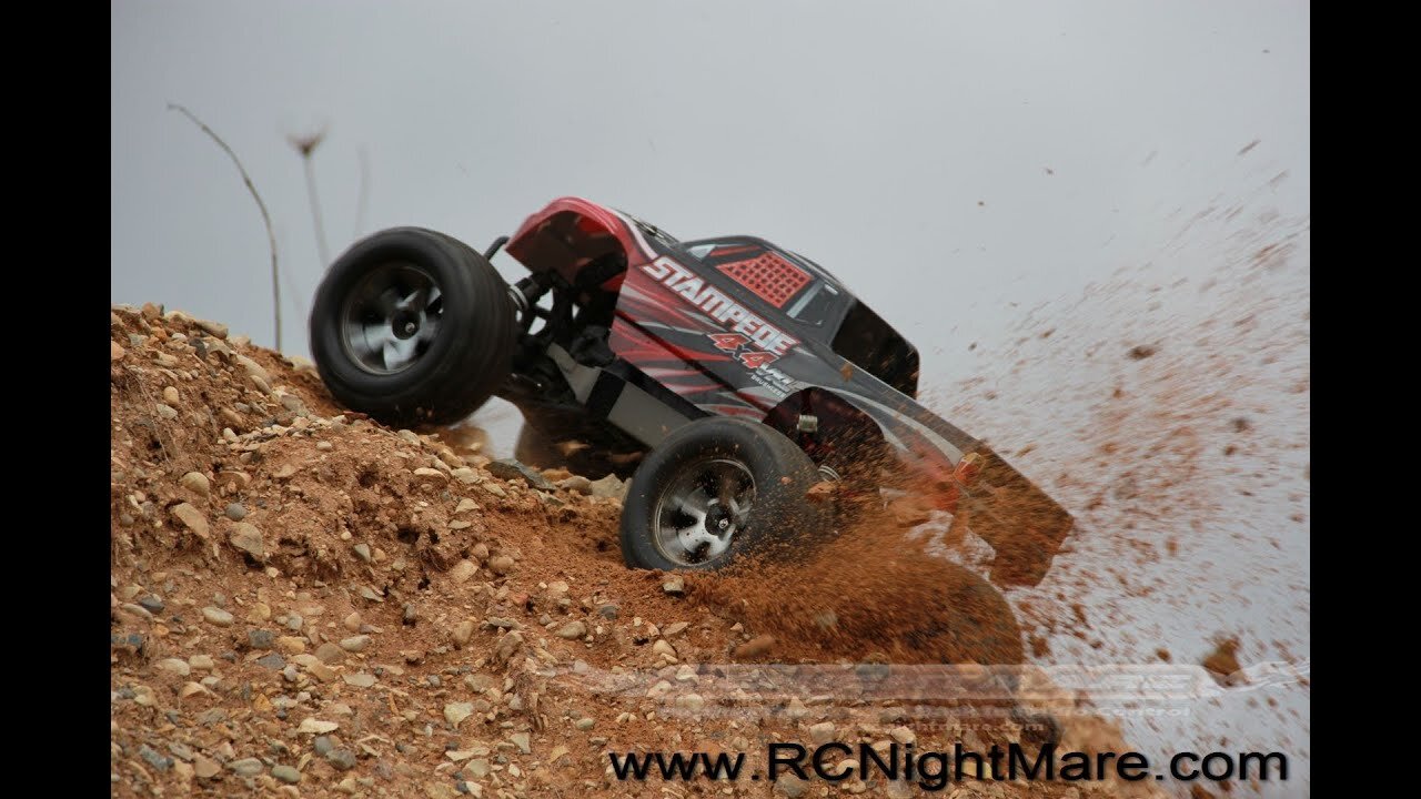 Traxxas Stampede 4X4 VXL Bashing, Flipping, Water, Domination