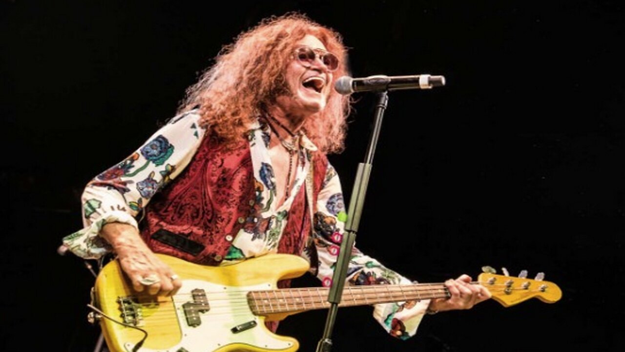 GLENN HUGHES