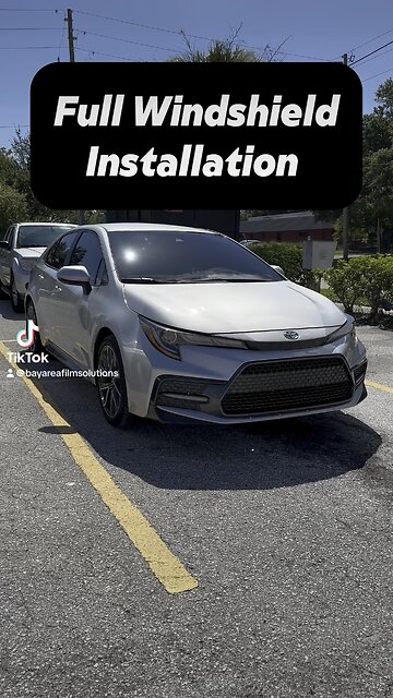 2021 Toyota Carolla | Full Windshield Installation