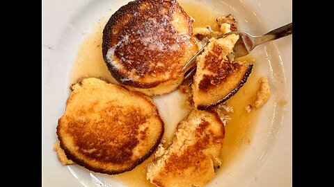 Easy, Gluten Free Protein Packed Almond Flour Pancakes for a Busy Lifestyle #breakfasthack