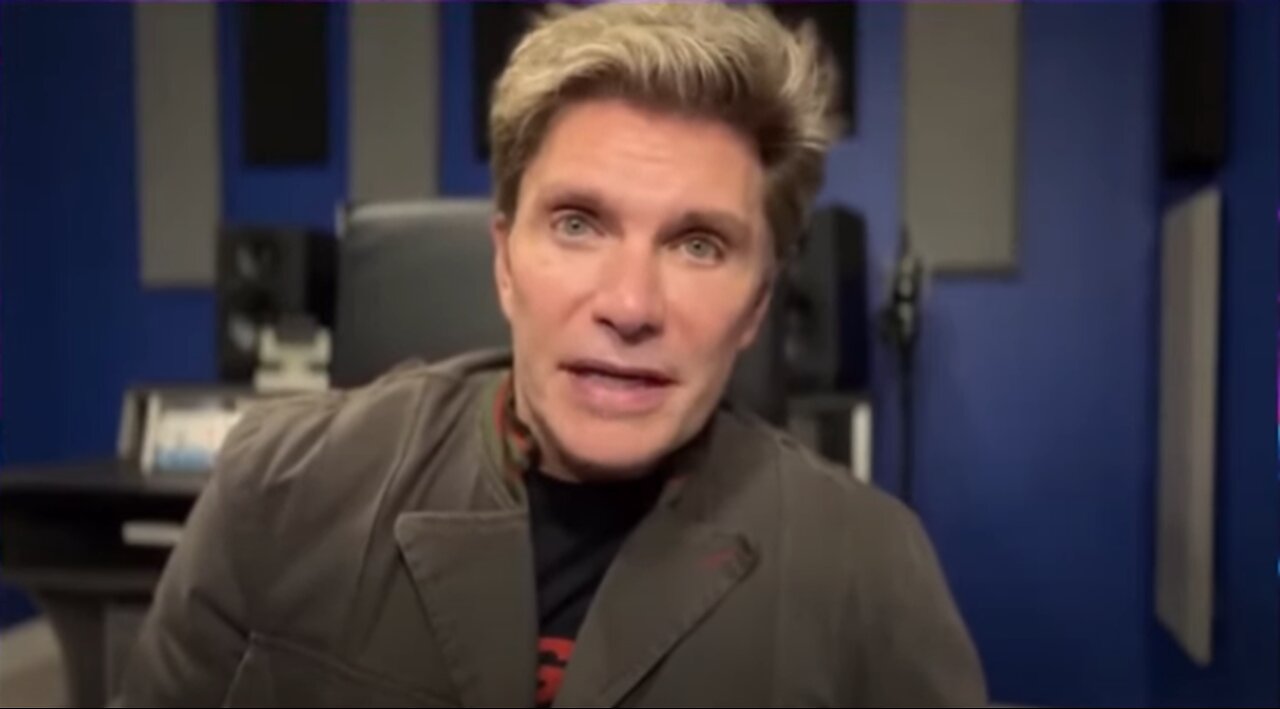 Voice Actor Vic Mignogna Was #MeToo'd but His Fans Could Pave His Way Back to the Top