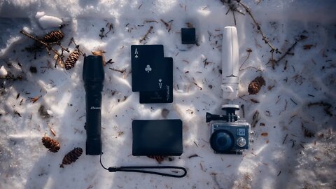 How to take a snowy FLAT LAY photo