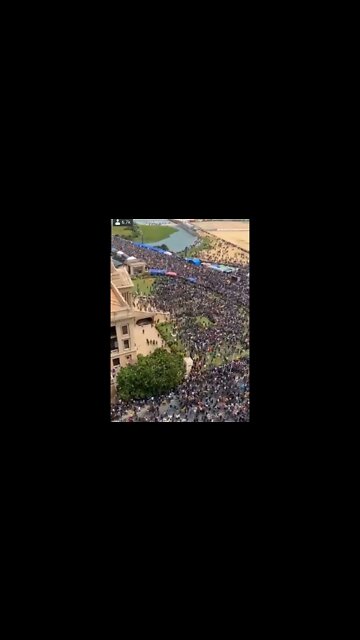 Protesters storm the presidential palace in Sri Lanka's capital