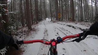Yooper Snow Ridin! ( Fatback Rhino )