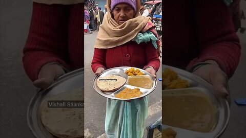 She Need Our Help ❤️ #foodvlog #streetfood