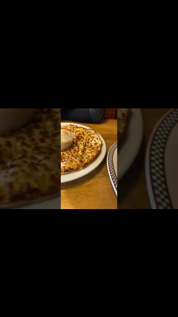 Pizza and garlic fingers at Pizza Delight