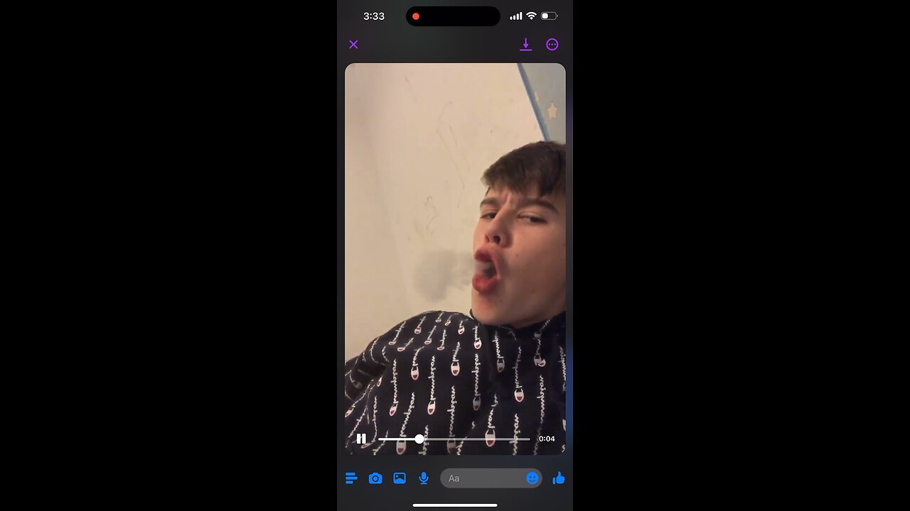 Old Video of Yung Alone Blowing O’s out of Vape That Cameron Divine Stole