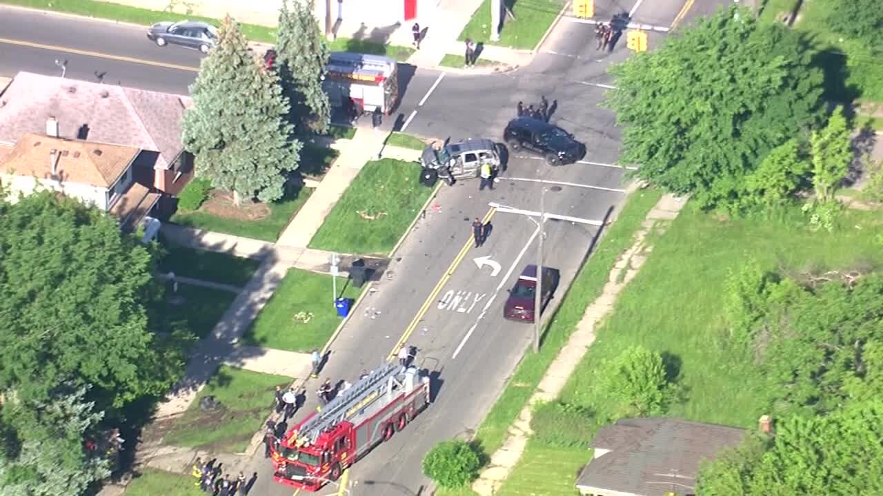 Several injuries reported after crash involving SUV, firetruck in Detroit