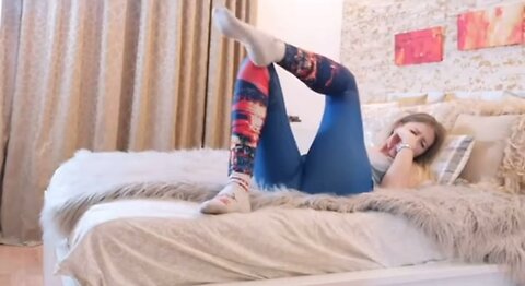 Sexy girl farts