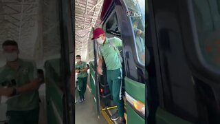 MISSÃO BOLÍVIA: TRICOLORES RECEBEM DELEGAÇÃO DO FLU EM SANTA CRUZ DE LA SIERRA