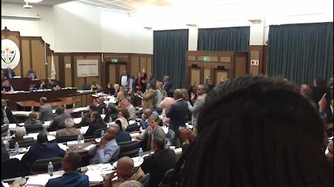 UPDATE 3 - Mandela Bay council meeting at a standstill (eeG)