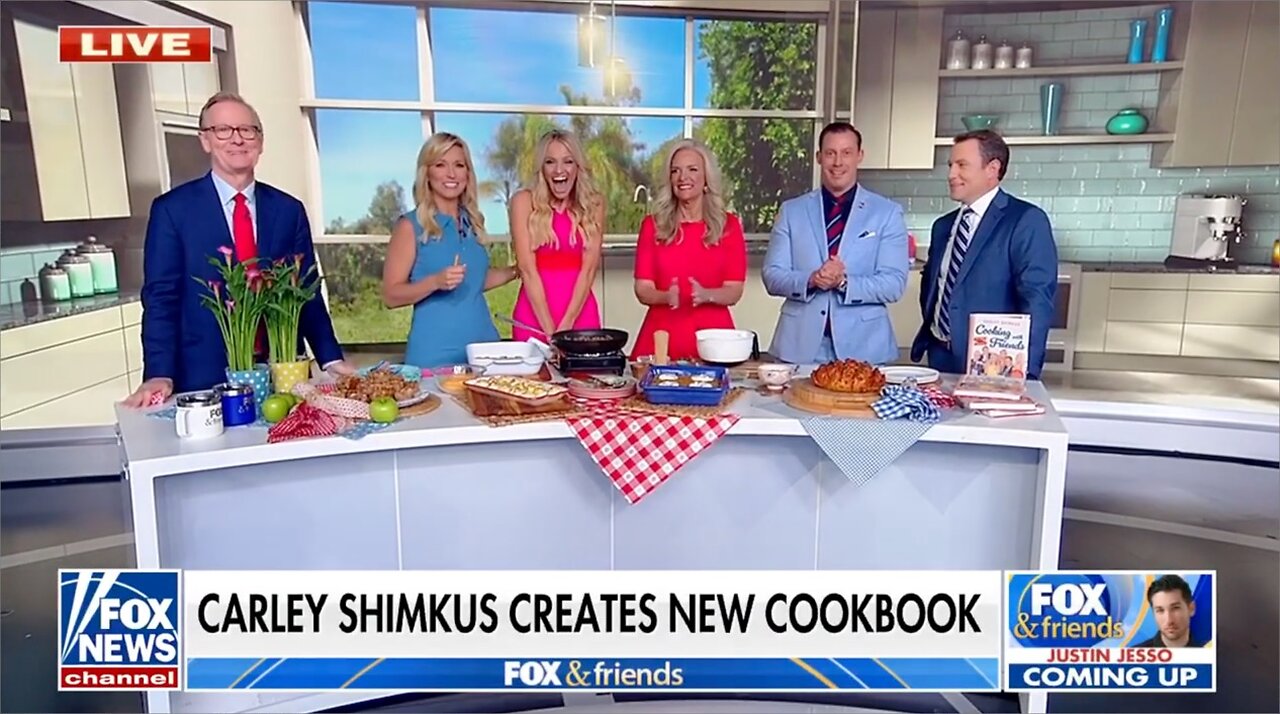 Carley Shimkus introduces new cookbook, ‘Cooking with Friends’