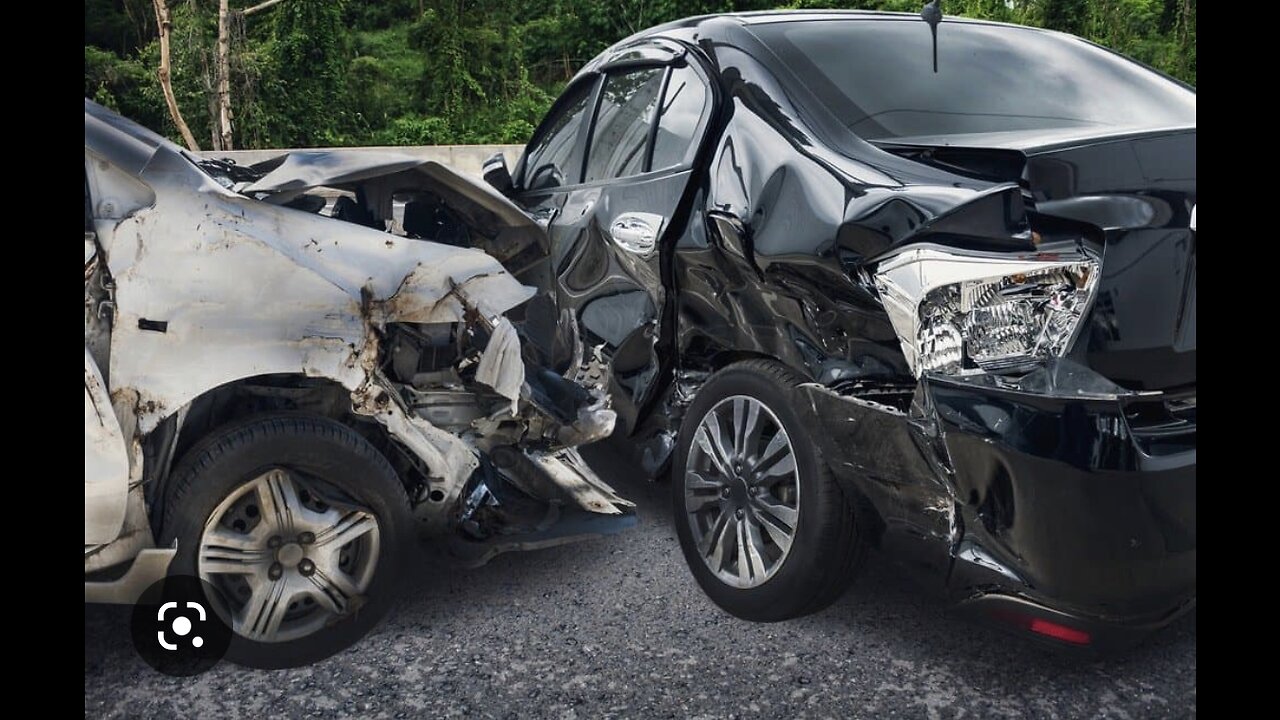 A fucking big accident on 96