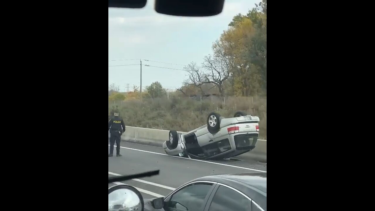 Vehicle Rollover On Highway 401