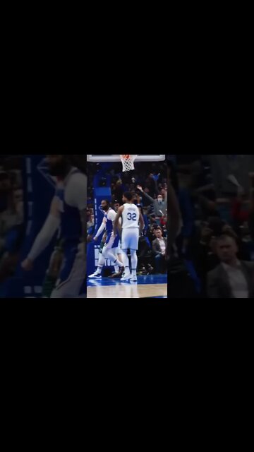 Luka poster Dunk to Drummond