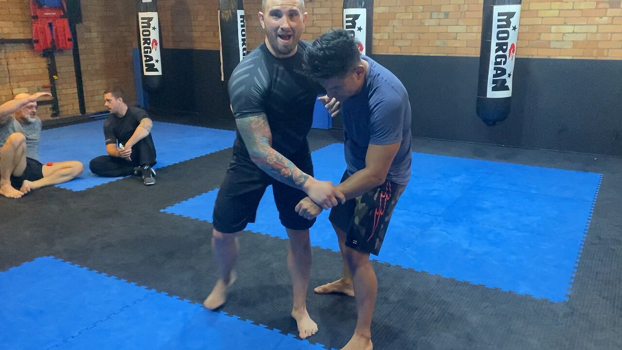 Takedowns off the overhook