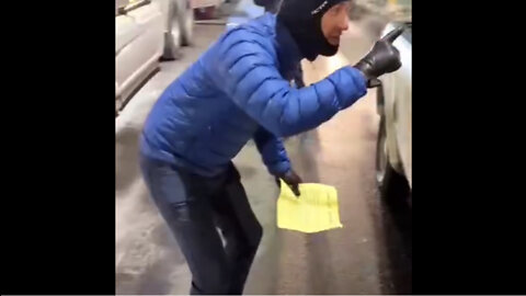 ⚫️Dude Is Unhinged By The Truckers🤣