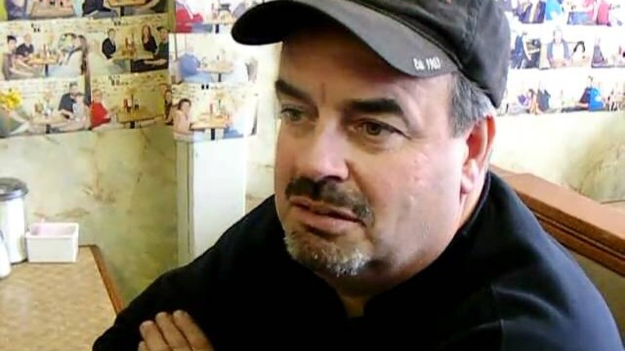 Steve the plow guy at the 5th Street Diner 1-12-11.AVI