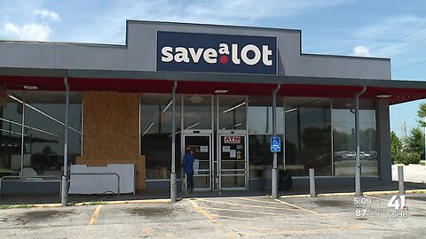 Independence residents adjust after sudden closure of Save-A-Lot