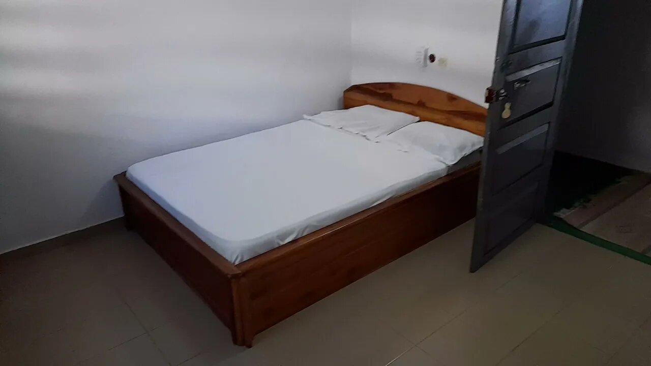 10 Dollar Room in Kpalime Togo.