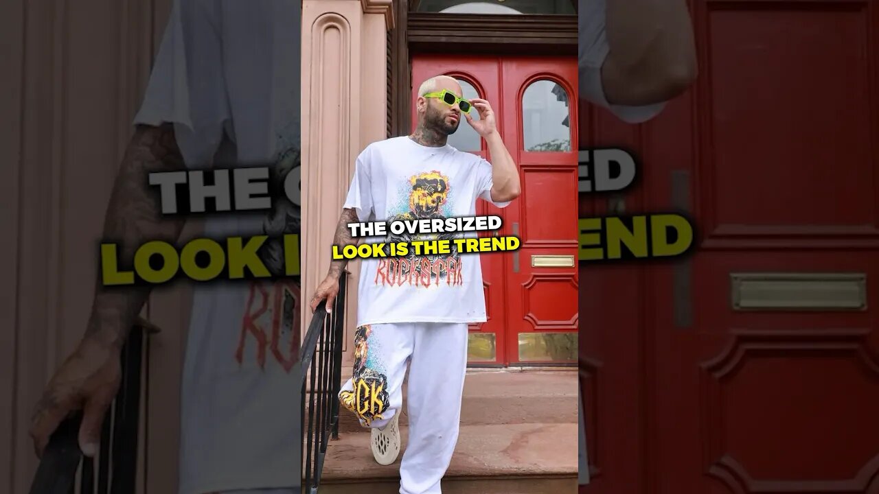 Oversized vs Fitted Clothing