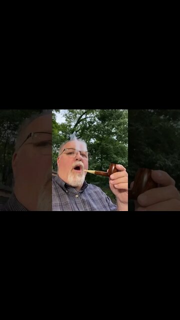 Just a couple smoke rings for Ed @ArmchairPiper