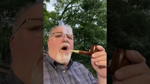 Just a couple smoke rings for Ed @ArmchairPiper