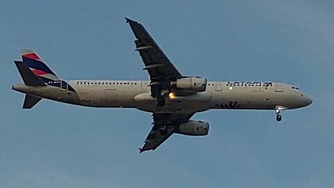 Airbus A321 PT-MXC vindo de Guarulhos para Fortaleza