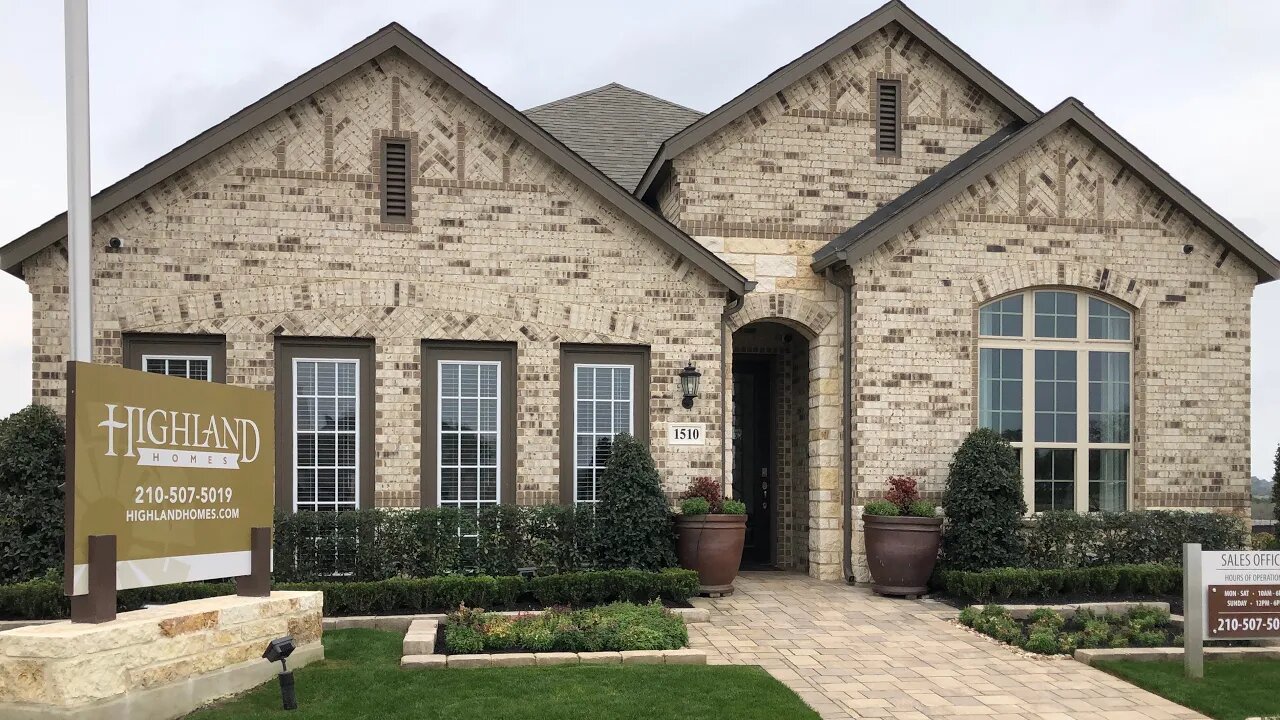 Highland Homes Tour, Meyers Ranch Subdivision, New Braunfels Tx