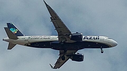 Airbus A320NEO PR-YRB coming São Paulo to Fortaleza