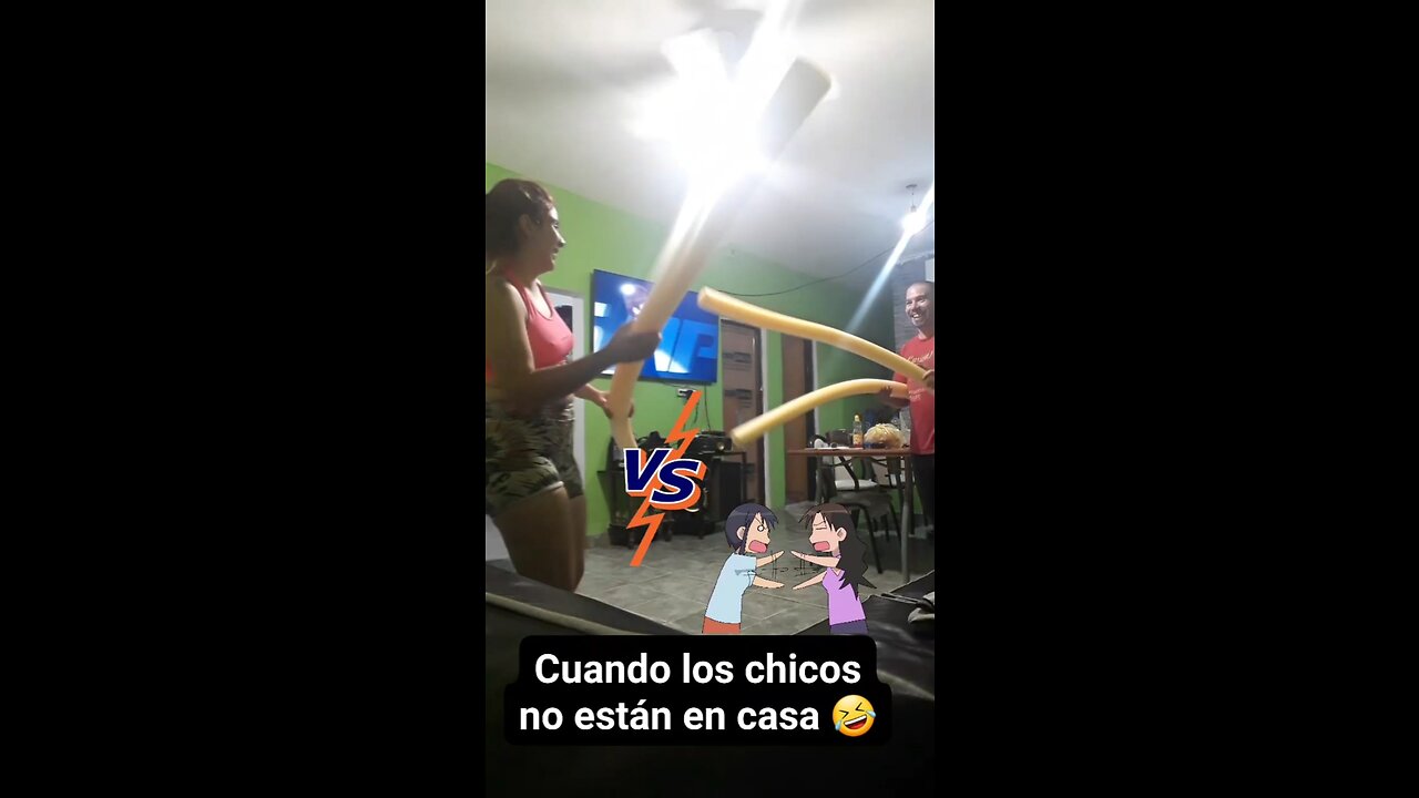 Guerra de Goma Espuma Mamá vs Papá