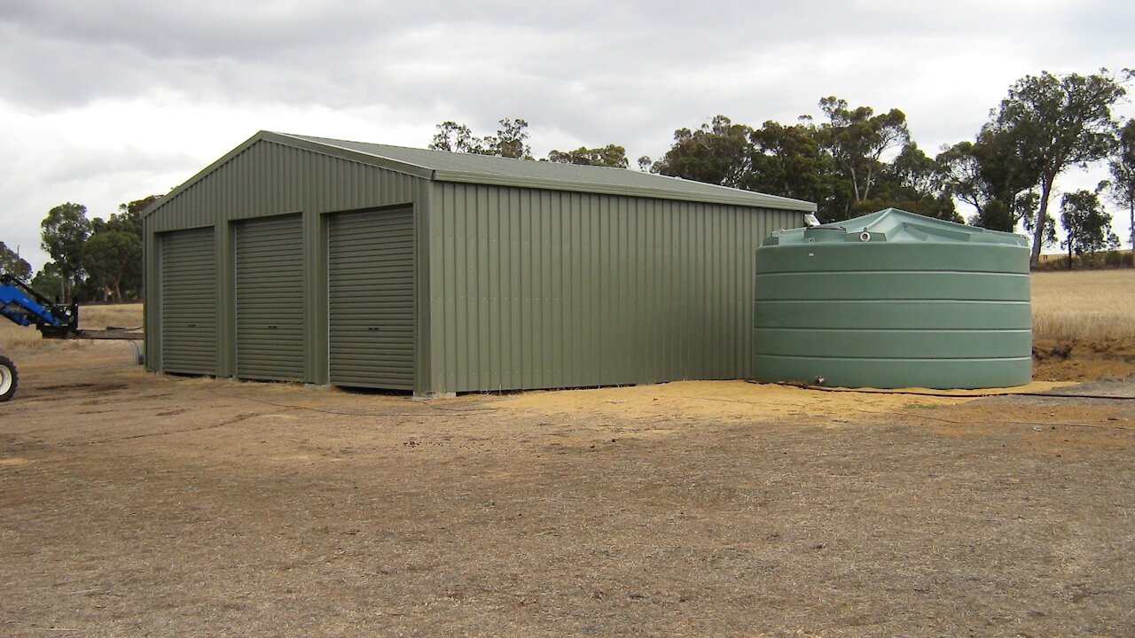 Building the kit shed 9 - Lockup your shed