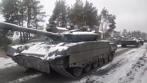 The advancement of a tank unit in the Kiev - Russians Defense Ministry video