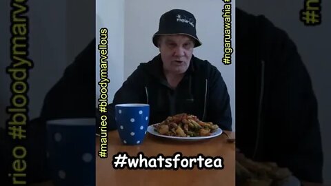 #maurieo #shorts WITH SWEET CHILLY SAUCE