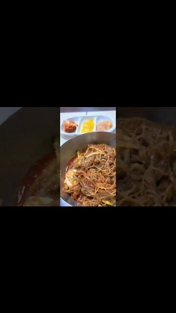 #shorts #hungry #cooking Korean spicy cold buckwheat noodle and Kim-chi roll!