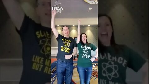 THESE TWO DOCTORS MADE THE CRINGIEST PRO-VAX TIKTOK VIDEO