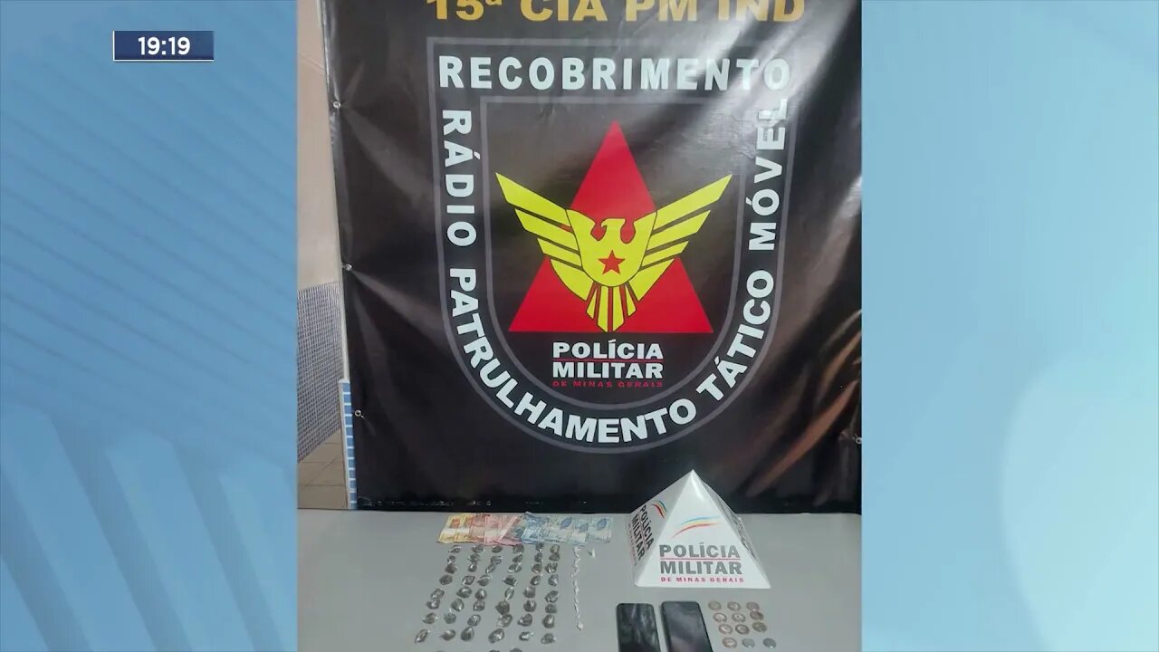 Tráfico de drogas: Preso homem suspeito com 60 buchas de maconha e pedras de crack, em Aimorés