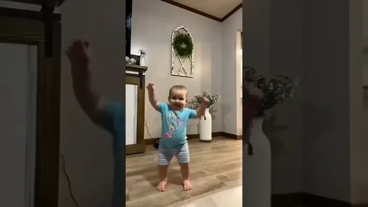 Baby Dance !! Funny Baby Dance!!