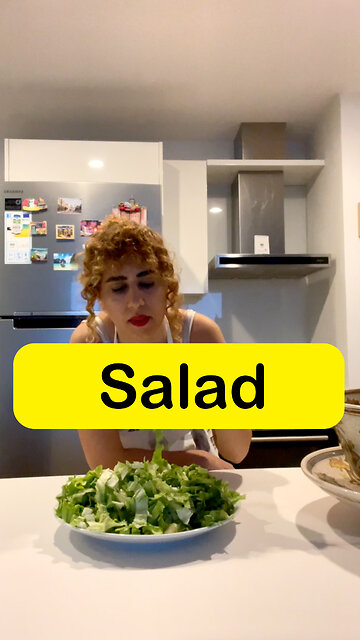 Lettuce is more than just a boring salad base – it’s a nutritional powerhouse!