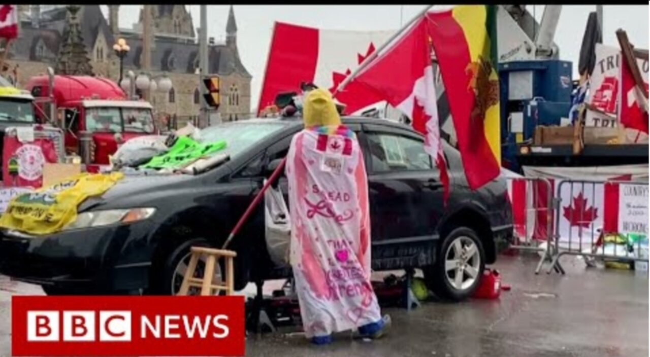 Police arrest leaders of trucker convoy in Canadian capital - BBC News