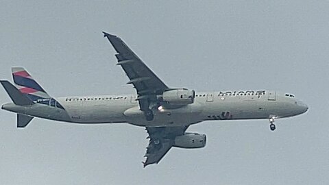 Airbus A321 PT-MXC coming from Guarulhos to Fortaleza