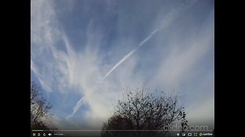 #2023-11-09 09:28 AM - #Trails in #Beautiful #Skies+#Clouds of #Sint-#Lievens-#Houtem - #Belgium