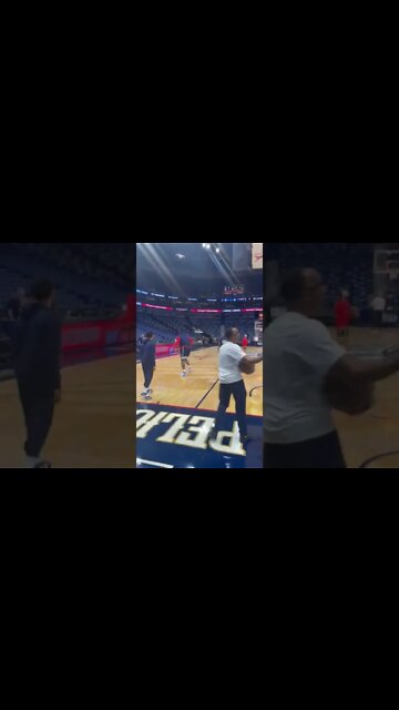 Zion with the 360 dunk during his pregame workout