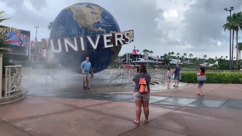 A rainy day at Universal Studios City Walk