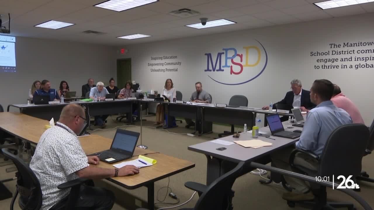 Manitowoc school board votes to provide members with key fobs for access at district buildings