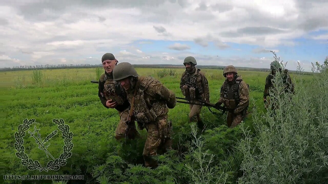 Ukrainian Special Forces on the retreat in the Kremennaya area and got into Friendly Fire!