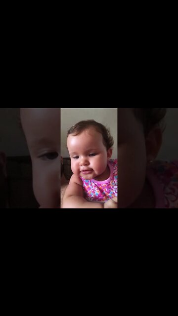 ESTA MENININHA VAI TE ENCANTAR ELA E MUITO LINDA VALE A PENA CONFERIR #shorts #linda #bebe #viral