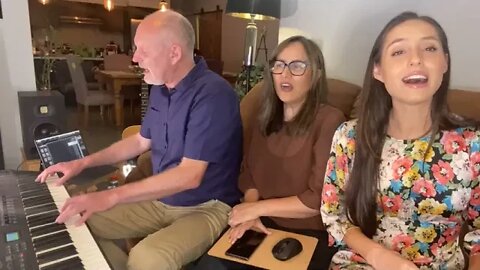 Sabbath Singalong #89 | Kevin, Jennifer & Dayna Petrie