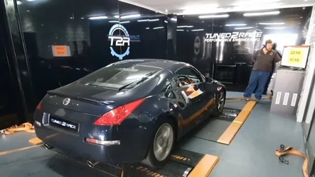 Nissan 350Z HR 2008 Dyno Run - Bone Stock in 2019